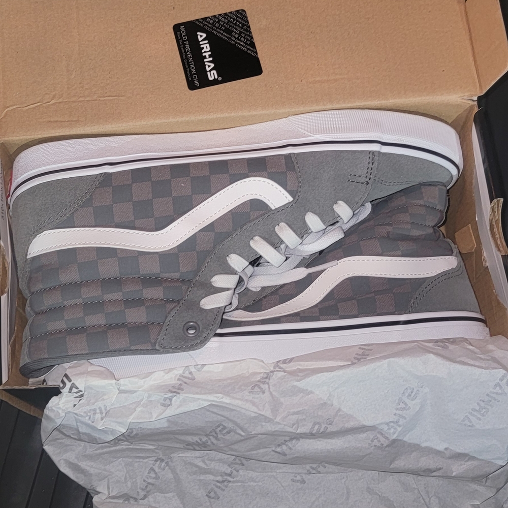 Vans Gray and White Checkered High-Tops Like New